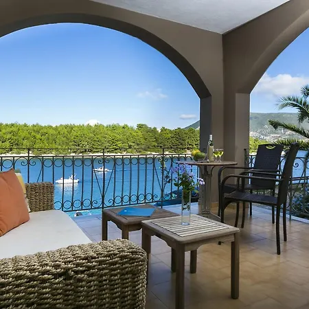 Unique Kefalonia Starboard Suite Apartmán *